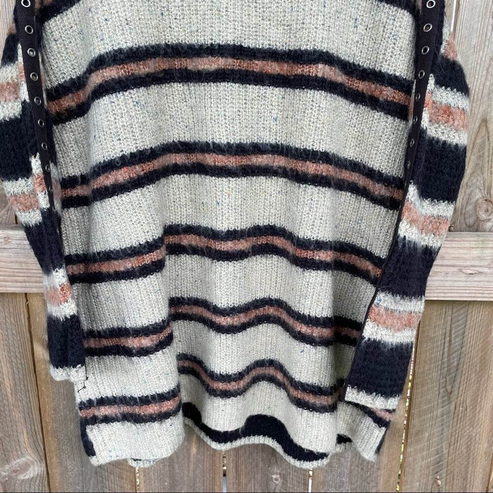 Free People Sid Striped Sweater Oversized Boatneck Eyelet Long Sleeve Tunic XS - Picture 4 of 10